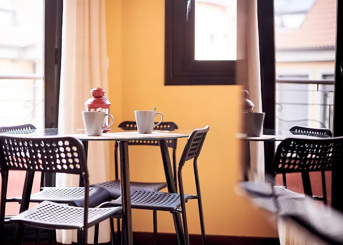 La Calma, Plaza De La Inmaculada, En El Centro De Leão