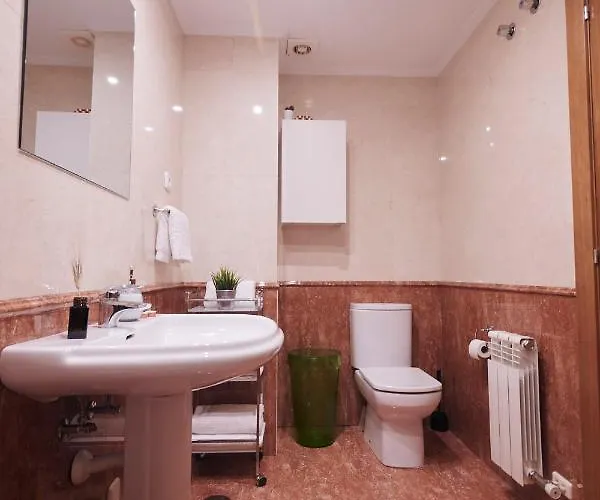 La Calma, Plaza De La Inmaculada, En El Centro De Leão